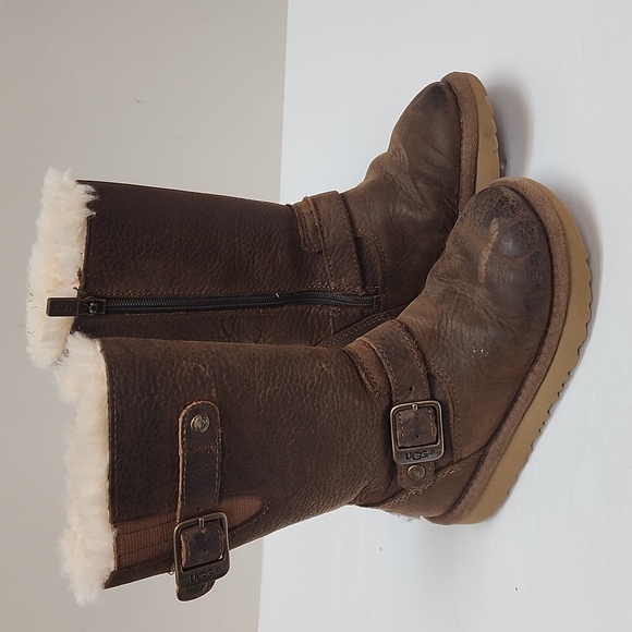 UGG Other - UGG KIDS BROWN BOOTS SIZE 10